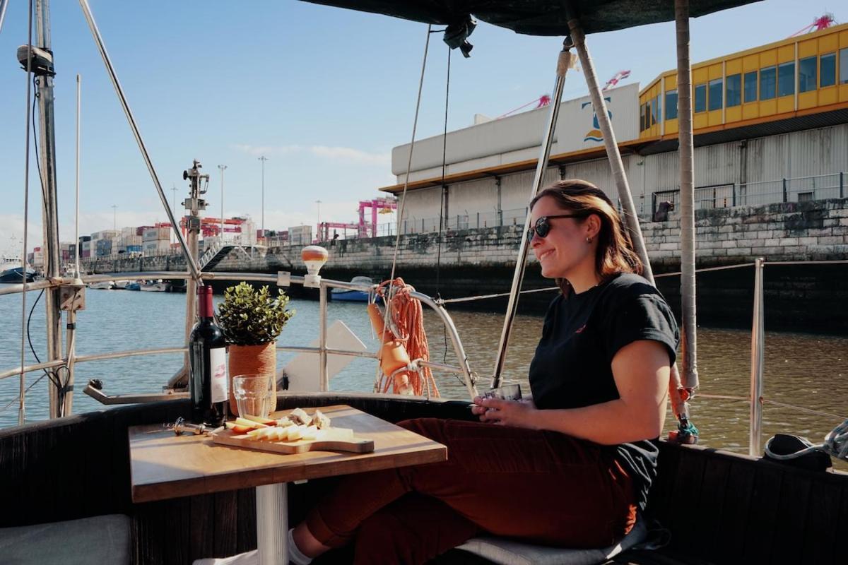 Cozy Lisbon Marina Sleepaboard - Sail Away Lisboa Exterior foto